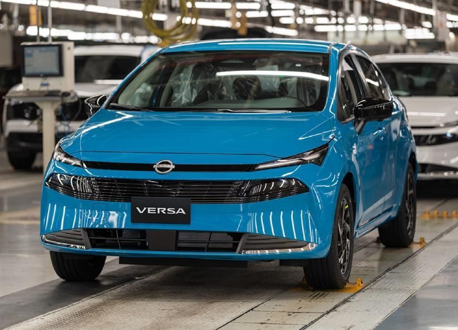 Nissan Versa 2027 inicia produção no México; confira as novidades