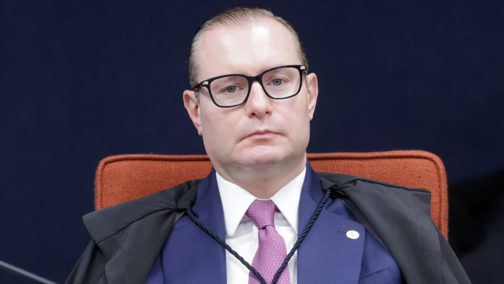 Zanin suspende eleição indireta para governo do Rio em 2023