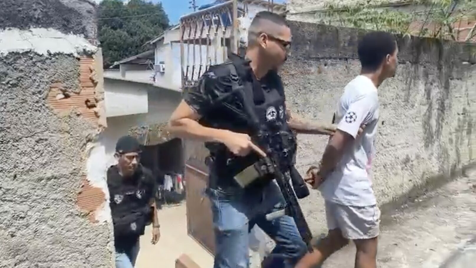 Operação Colmeia: Suspeito de tráfico é preso pela polícia