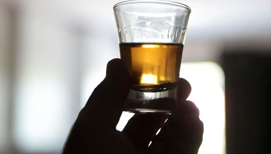 Polícia prende suspeita de usar “Boa Noite Cinderela” contra idosos