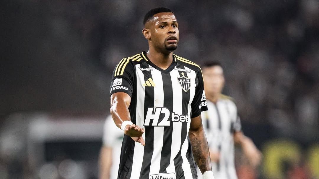Botafogo encaminha retorno de Júnior Santos para reforçar elenco