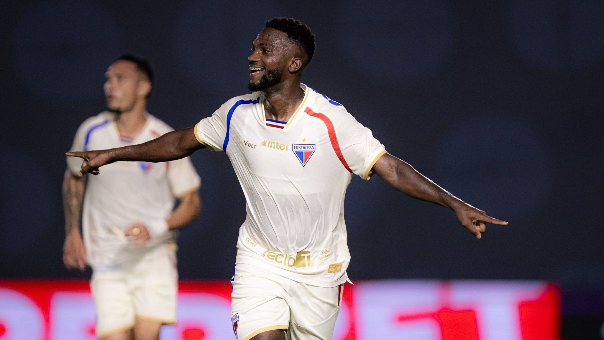 Fortaleza bate o Nova Iguaçu e avança na Copa do Brasil