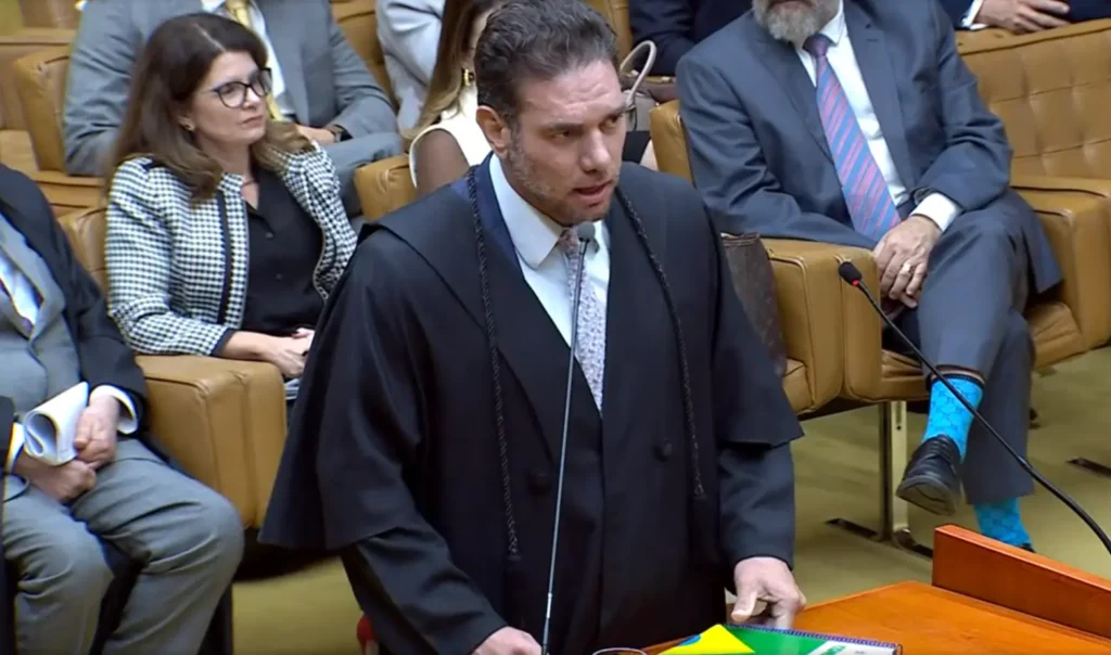 "Rio virou Gotham City: A urgência da eleição direta agora"