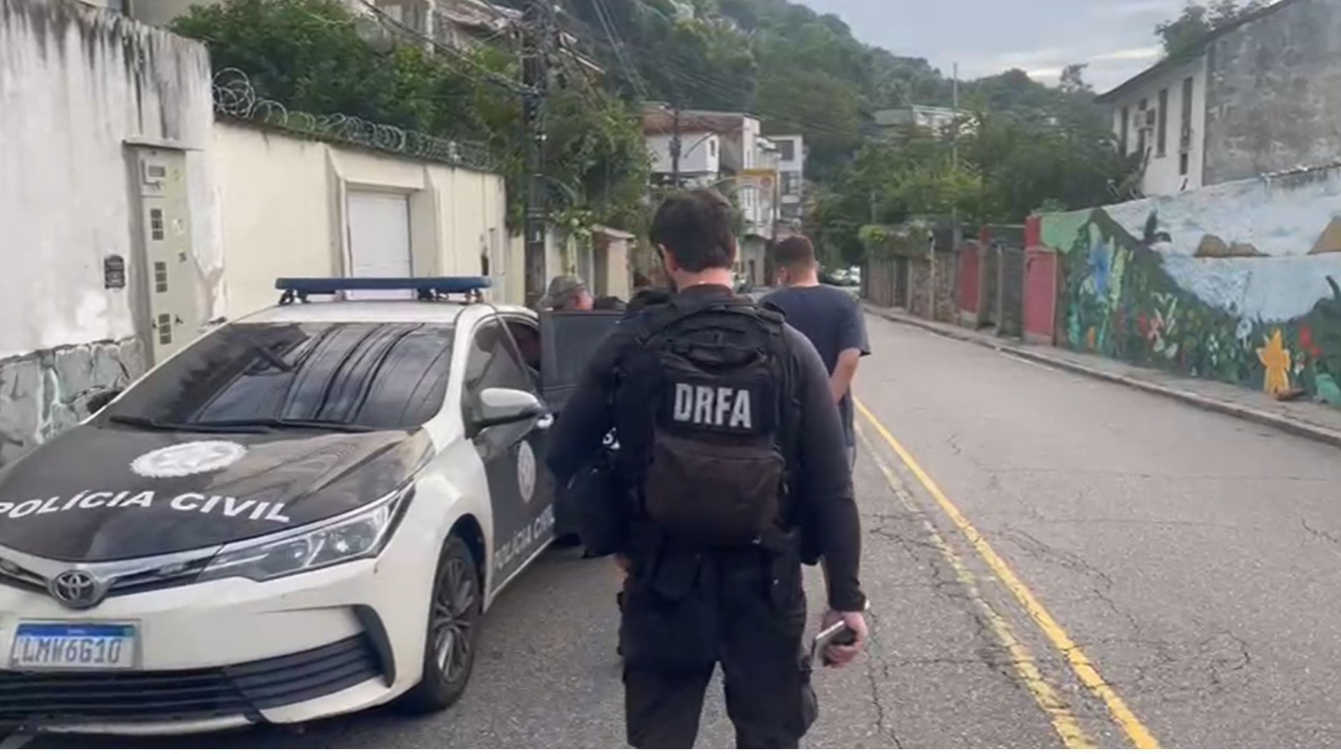 Operação mira grupo suspeito de roubo de carros de luxo no Rio