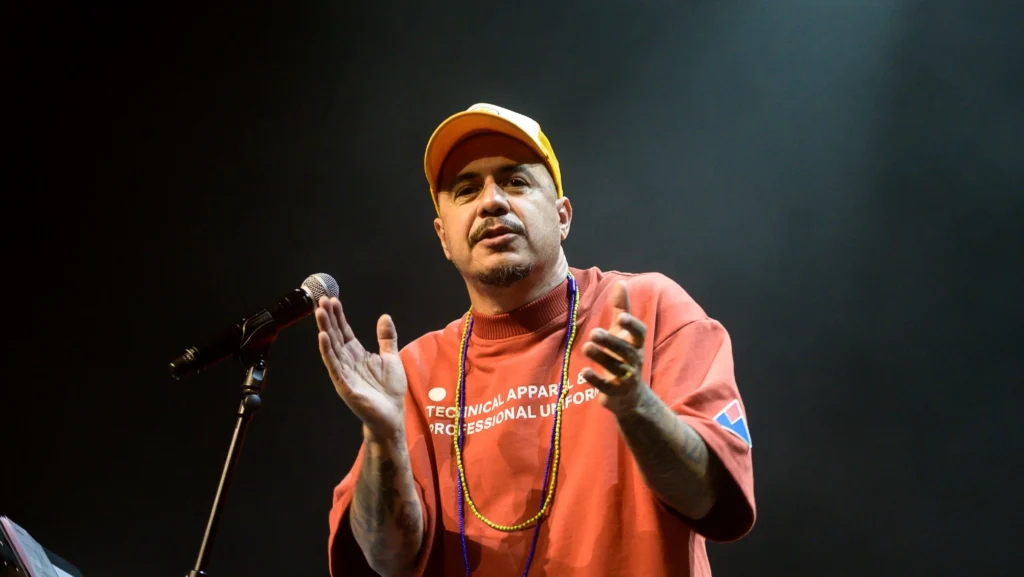 Marcelo D2 celebra conquistas do hip hop e inspira novas vozes