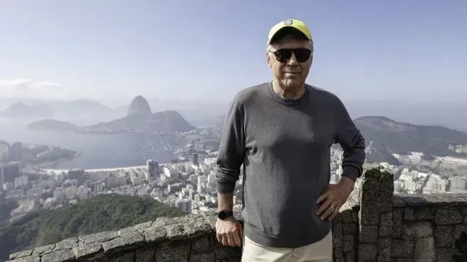 Para não repetir passado recente, CBF busca renovar com Ancelotti