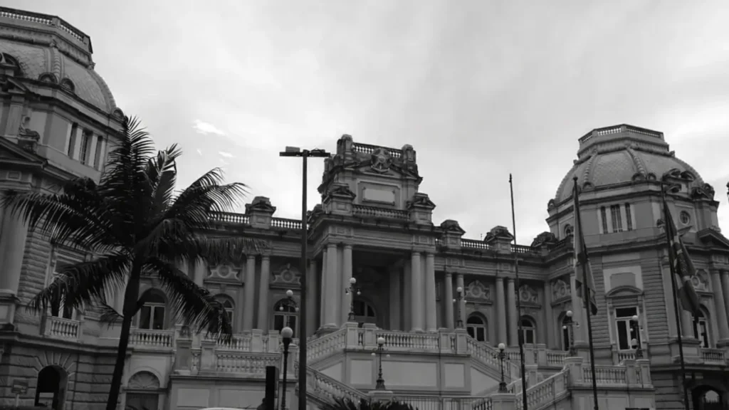 Em 30 anos, todos os governadores eleitos do RJ caíram: análise profunda
