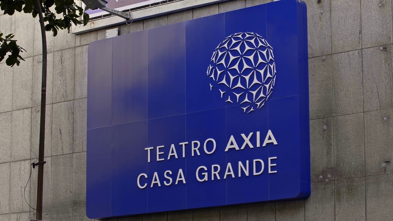 Teatro Casa Grande, no Leblon, ganha novo nome com AXIA