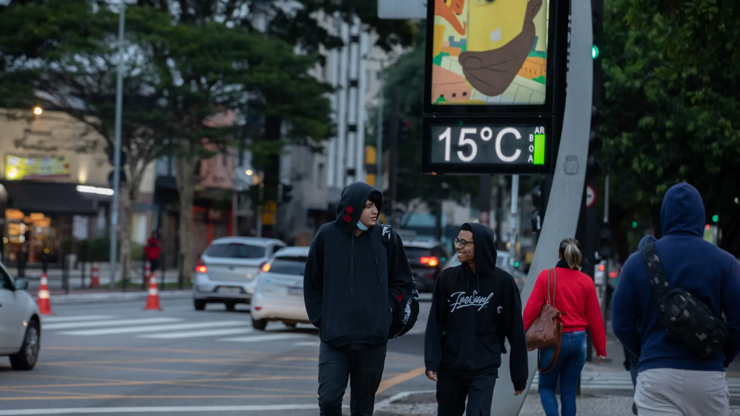 Frente fria segue derrubando temperaturas pelo país: saiba mais