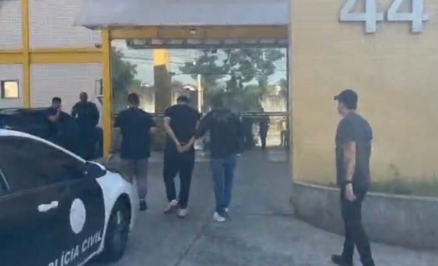 Suspeito de encomendar veículos para o Comando Vermelho é preso no Rio com provas contundentes