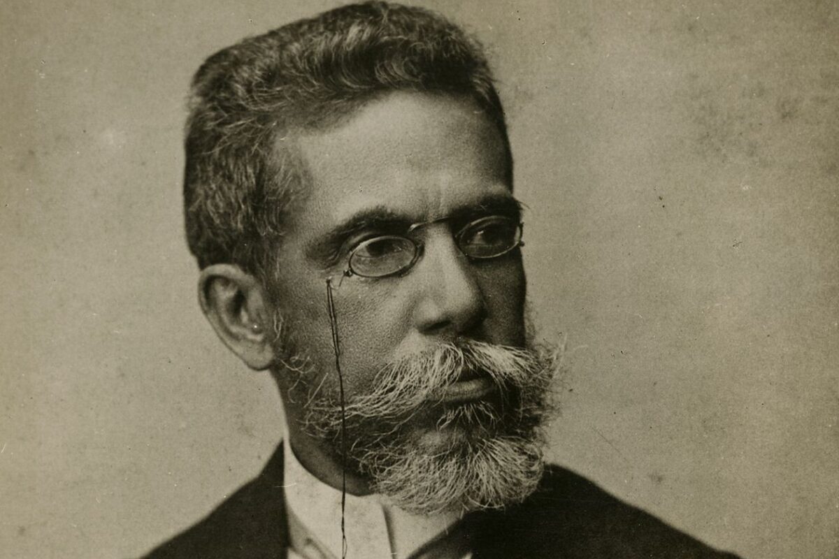 Além de “Brás Cubas” e “Dom Casmurro”: 4 livros essenciais