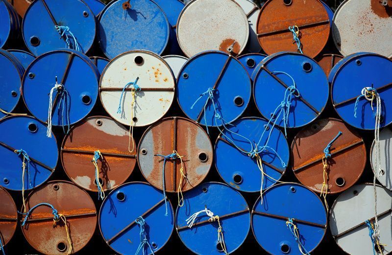 Produção de petróleo atinge recorde de 3,7 milhões de barris diarios