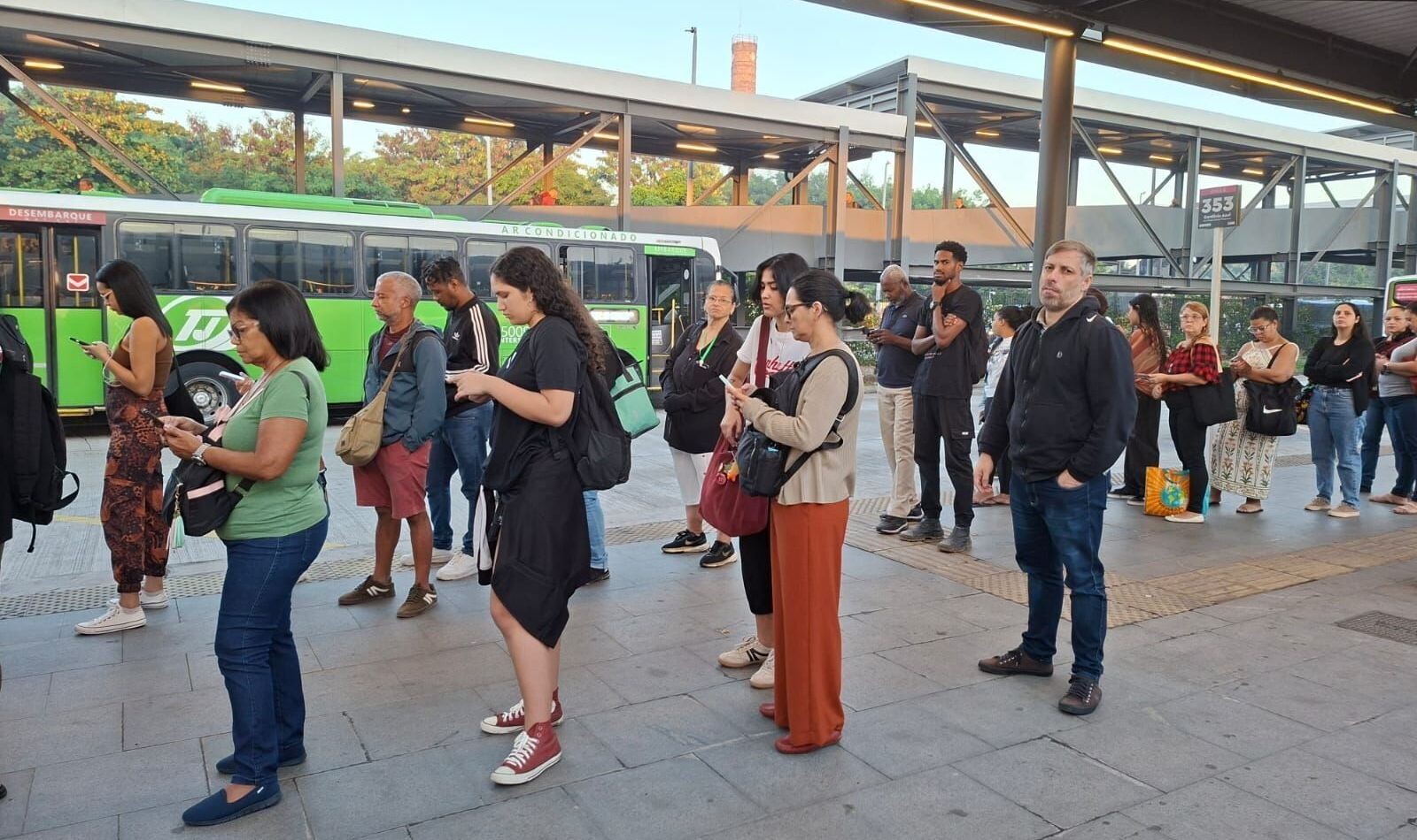 Greve dos rodoviários no Rio: TRT busca acordo para normalizar serviço