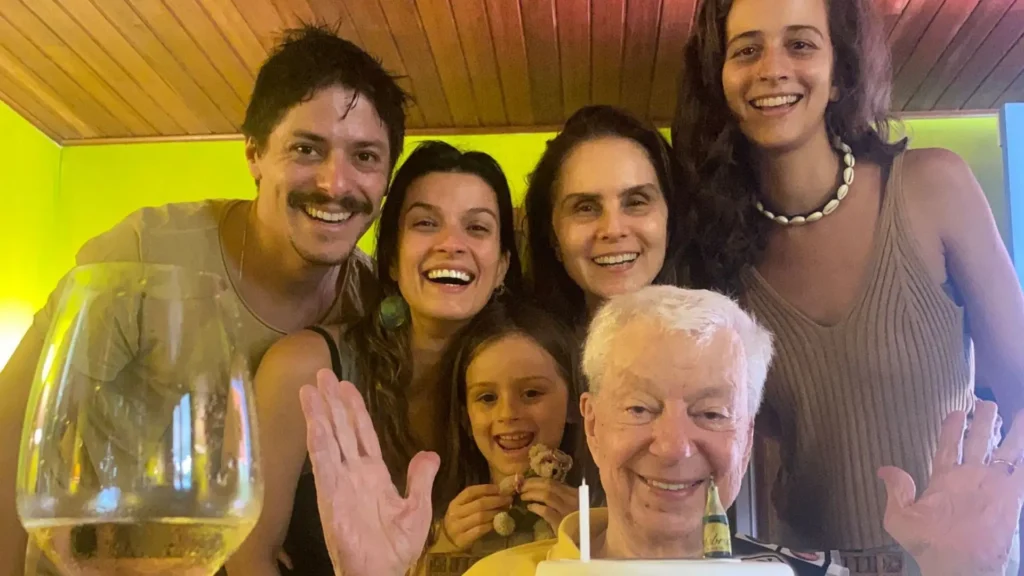 Renato Machado deixa esposa e filha famosas no cenário atual