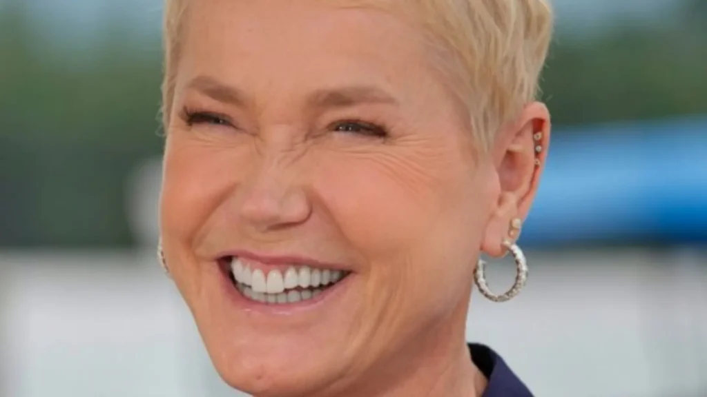Xuxa inicia turnê de despedida da música com seus maiores hits