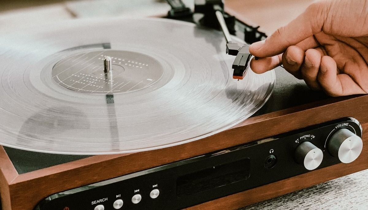 Dia Internacional do Vinil: conheça discos que valem muito