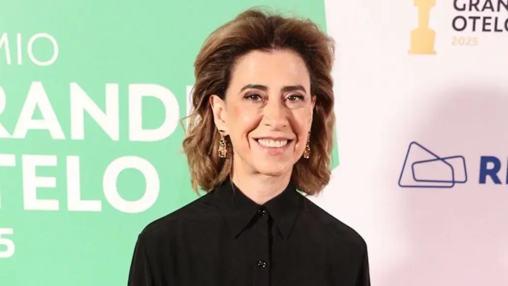 Fernanda Torres celebra aniversário e afirma: “61 e avante”