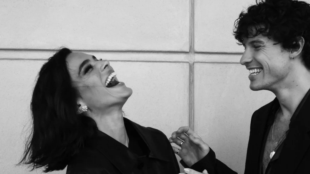 Shawn Mendes diz que está "construindo uma vida" com Bruna Marquezine
