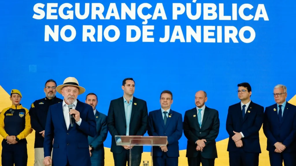 No Rio, Lula reforça defesa da PEC da Segurança e benefícios sociais