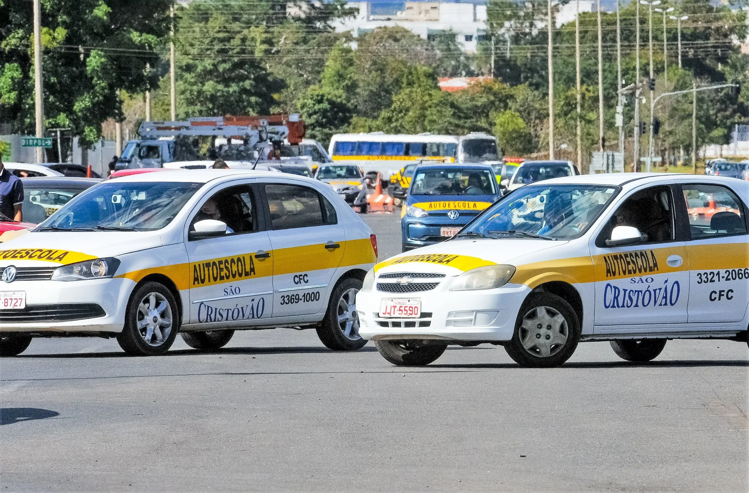 Detran RJ permite carros automáticos para tirar a CNH agora
