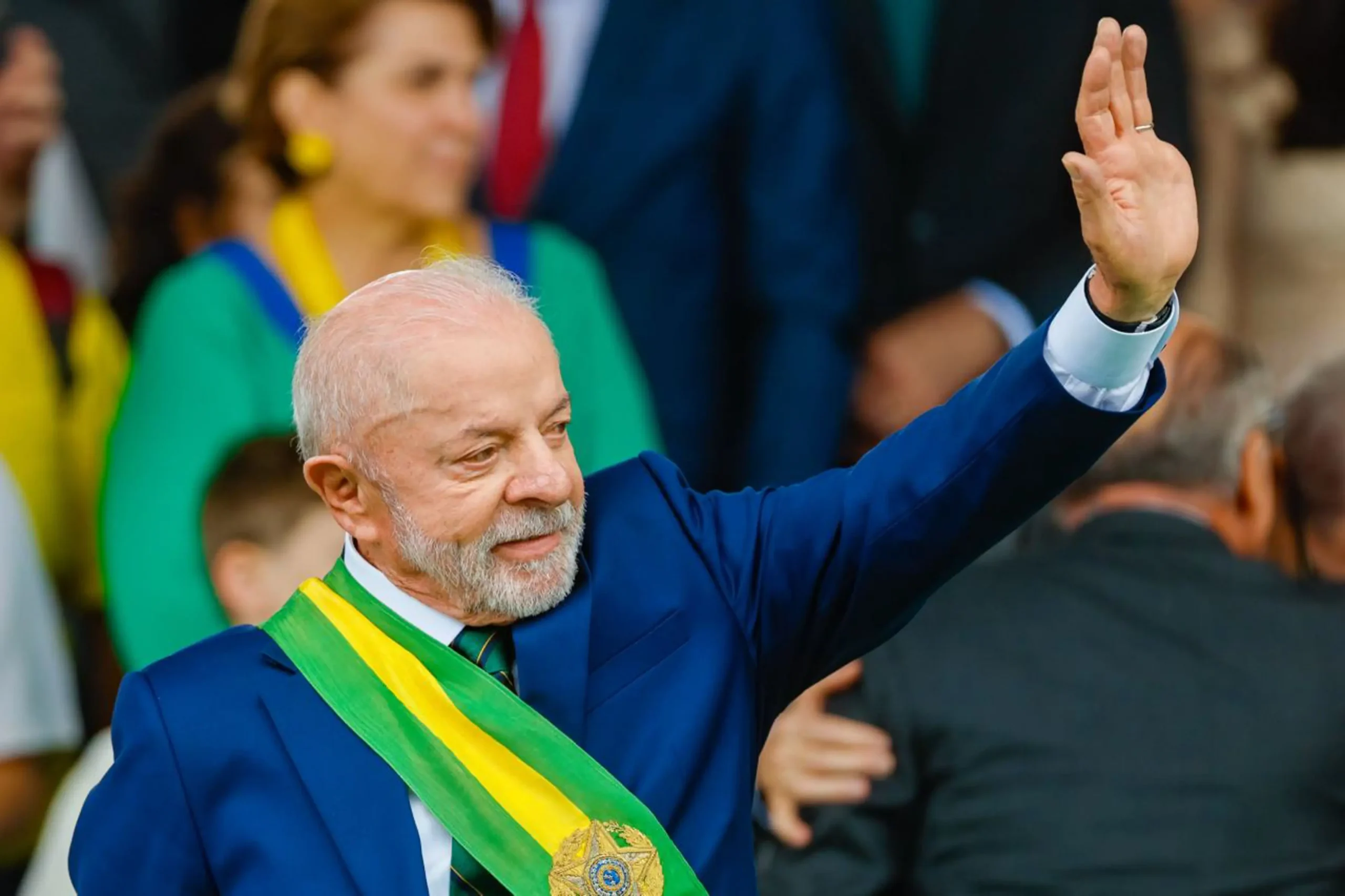 Lula minimiza pesquisas e afirma confiança na vitória eleitoral
