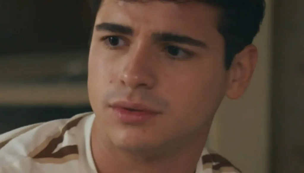 Ator de “Quem Ama cuida” acusa streamer de homofobia e viraliza