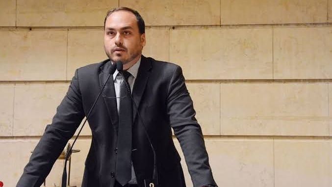 Carlos Bolsonaro, candidato do PL ao Senado em SC, promete mudanças