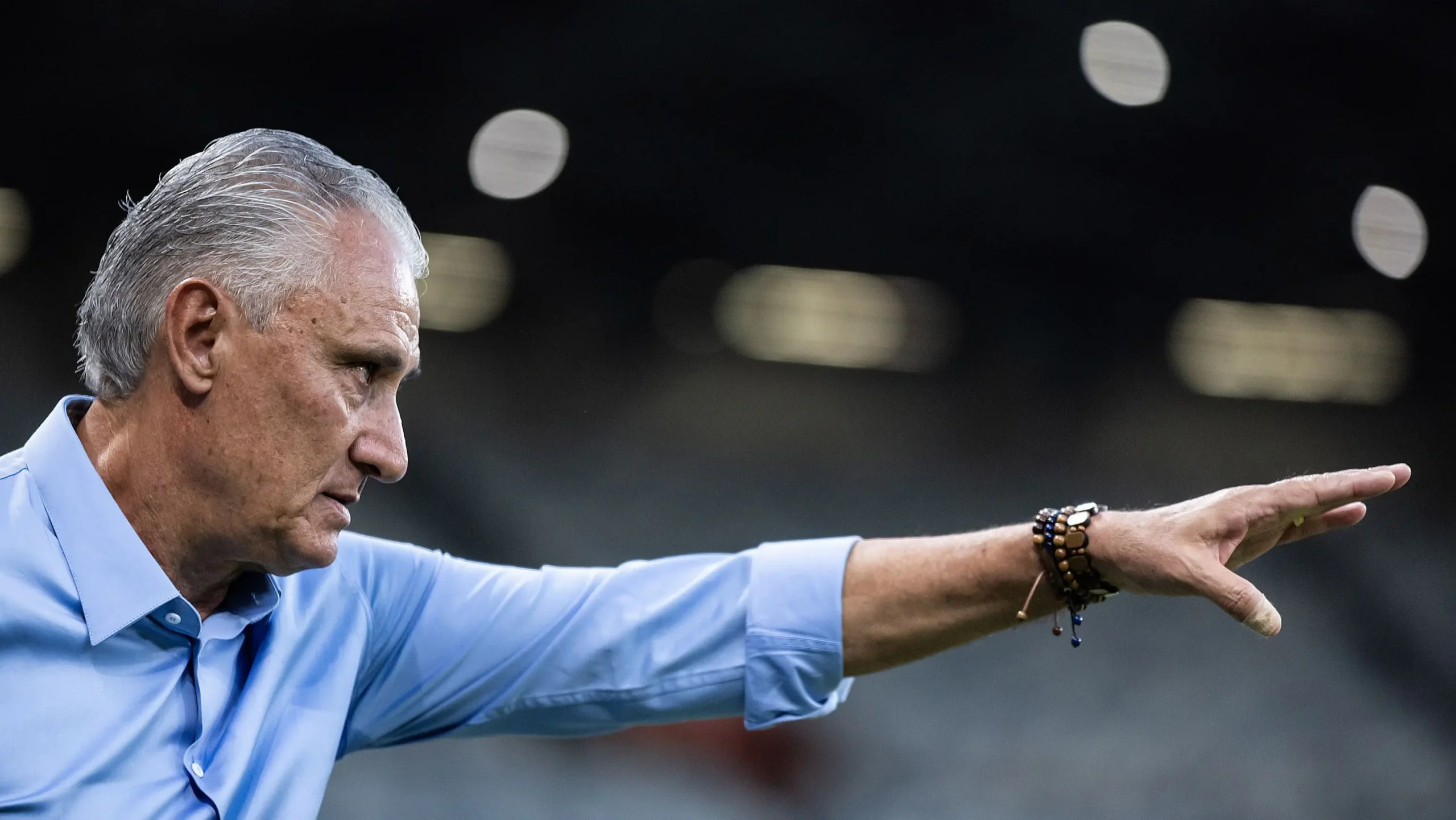 Botafogo avança em negociação e se destaca com Tite no comando