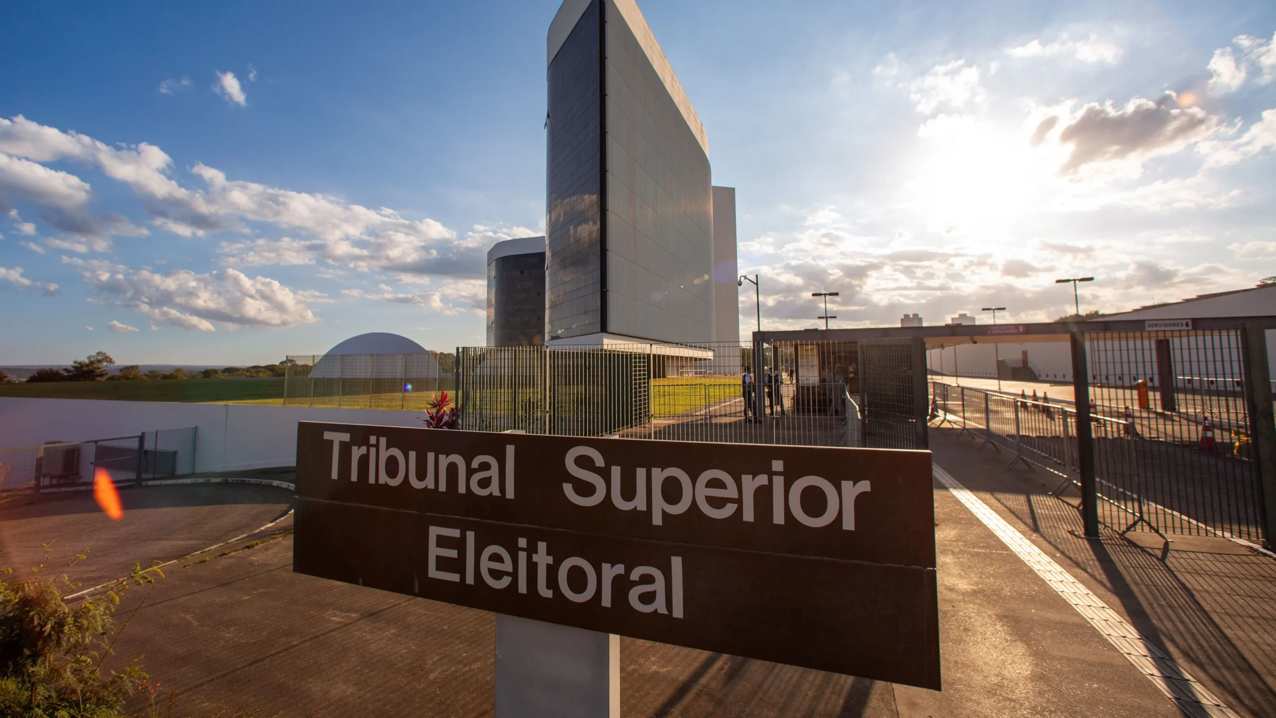 Embates com STF marcam atuação do TSE nas eleições de 2022