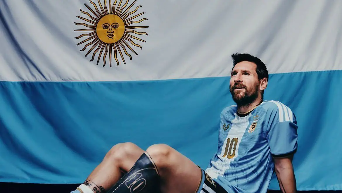Argentina não poderá aposentar camisa 10 após despedida de Messi
