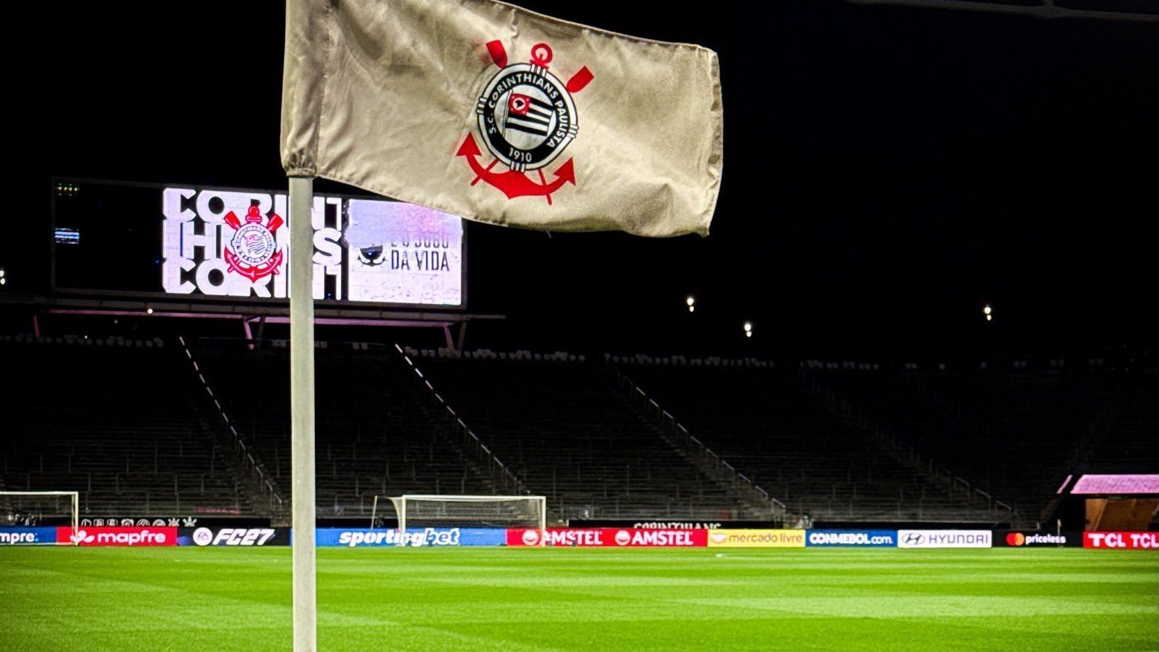 Santos sonda Corinthians para duelo decisivo na Neo Química